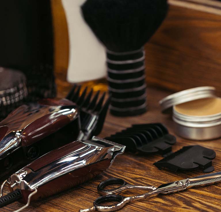 Razor’s Edge: Premium Haircut Services in Calgary - THE AVENIDAS